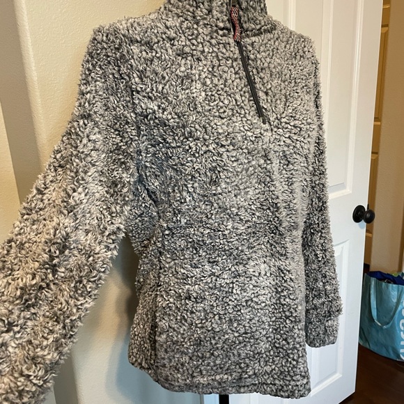 Super warm sweater. Double lined.  Ladies small - Picture 5 of 5